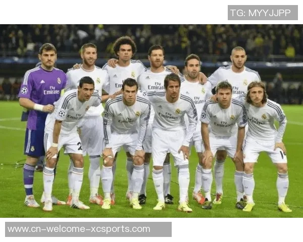 2001年欧冠经典对决皇家马德里与罗马的激烈较量与精彩瞬间回顾 2001年欧冠经典对决皇家马德里与罗马的激烈较量与精彩瞬间回顾