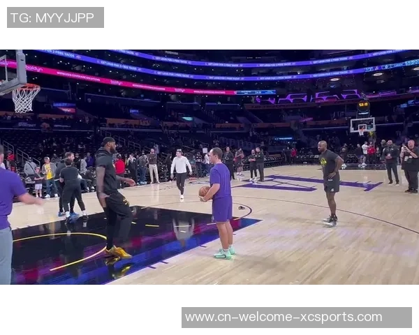 2012年2月11日尼克斯与湖人精彩对决全场录像回顾与分析